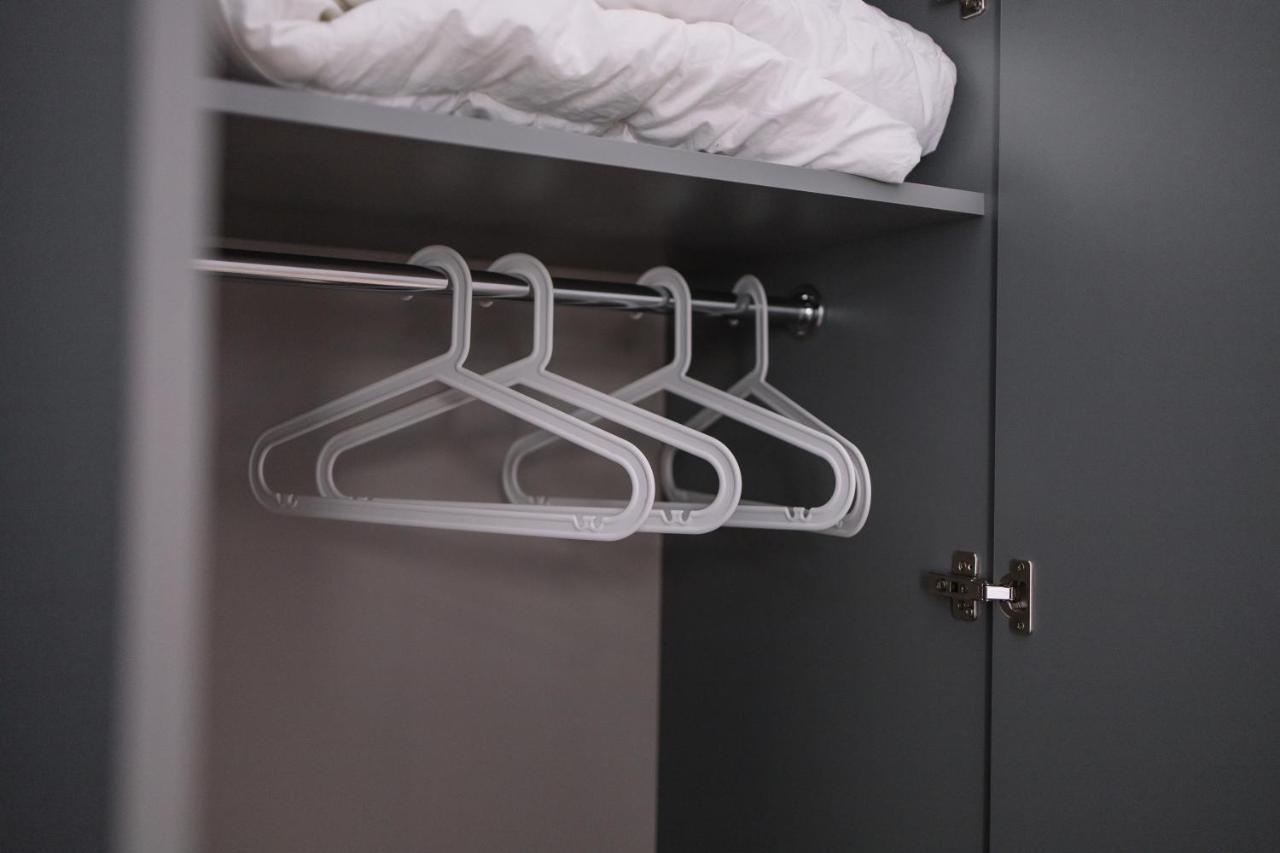 West13 Guest Rooms Красков Екстериор снимка